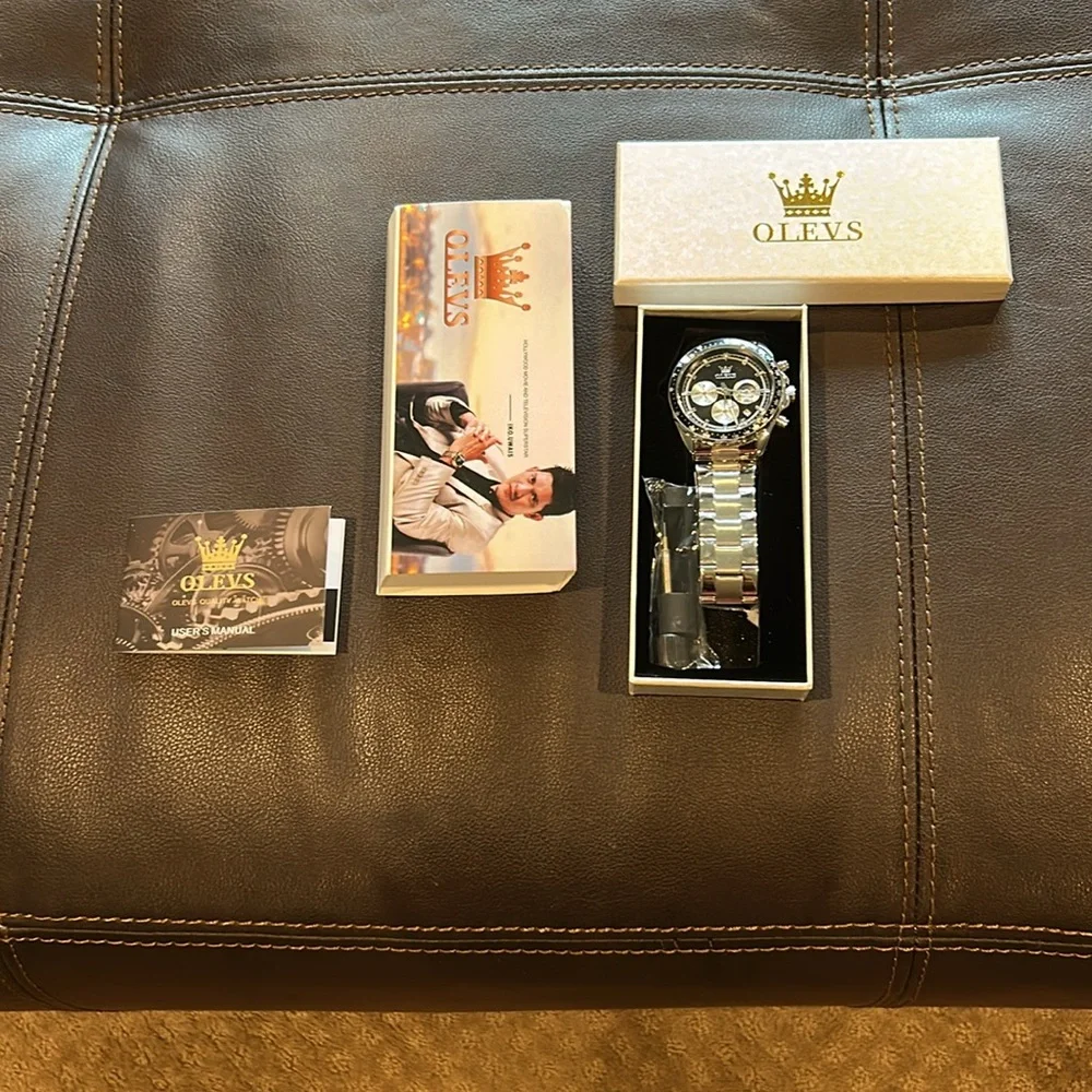 NWT NIB OLEVS Silver Chronograph Quartz Watch